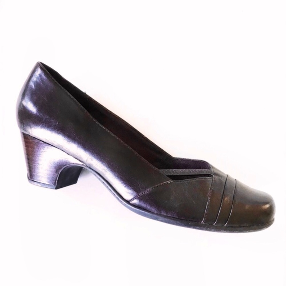 Clarks Burgundy Brown Maroon Leather Low Heel sz 9